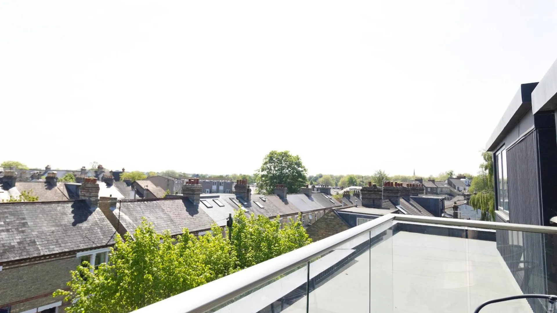 Appartement City Centre, Sleeps 7, Stunning Views & Parking, Interconnected Rooms Long Stay Work Contractor Leisure, Diamond Penthouse Cambridge