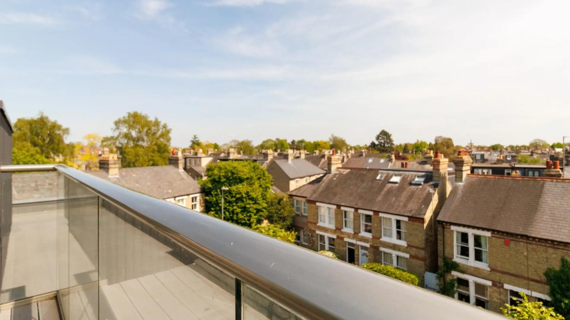 City Centre, Sleeps 7, Stunning Views & Parking, Interconnected Rooms Long Stay Work Contractor Leisure, Diamond Penthouse Cambridge