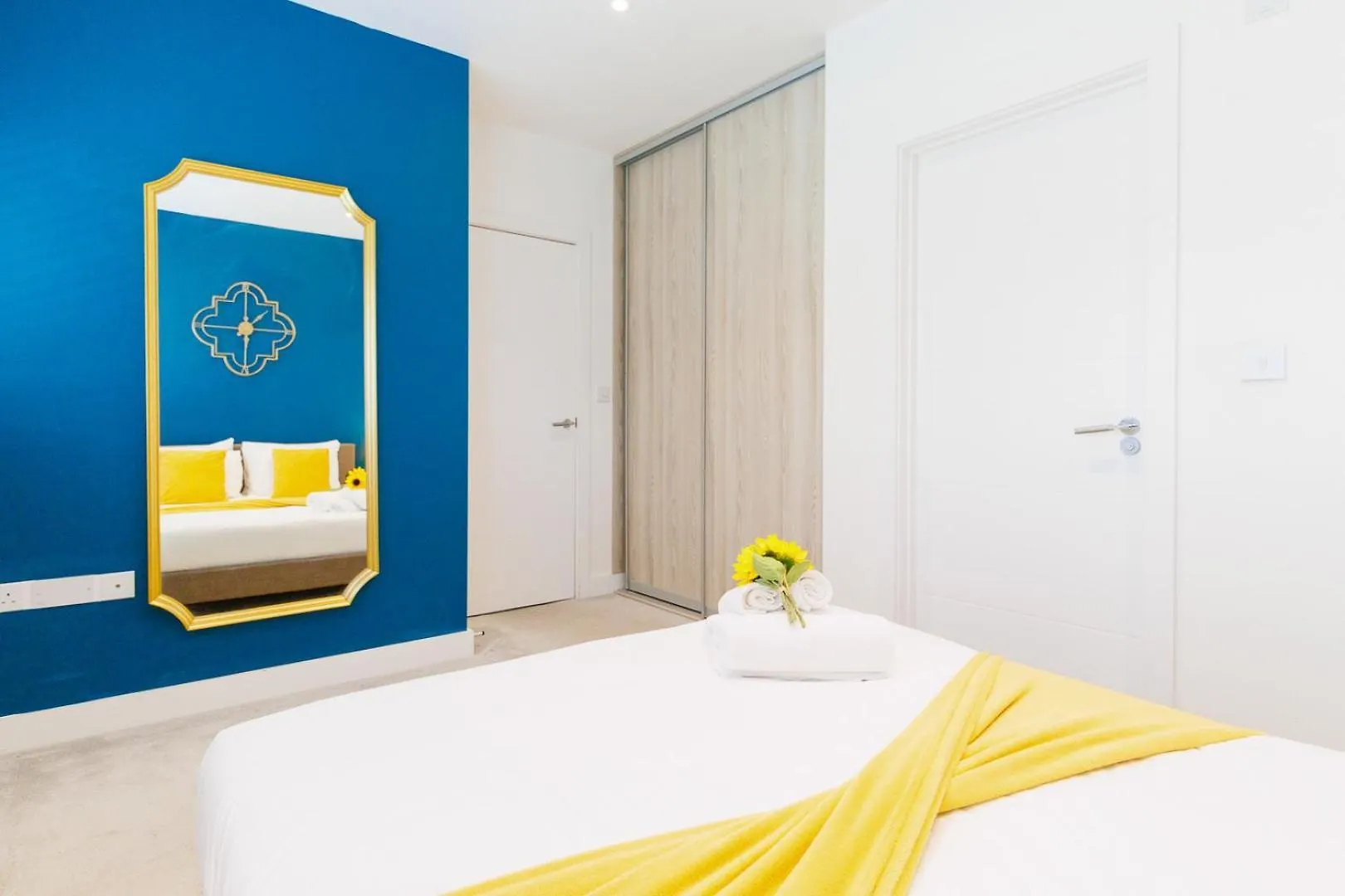 City Centre, Sleeps 7, Stunning Views & Parking, Interconnected Rooms Long Stay Work Contractor Leisure, Diamond Penthouse Cambridge Appartement