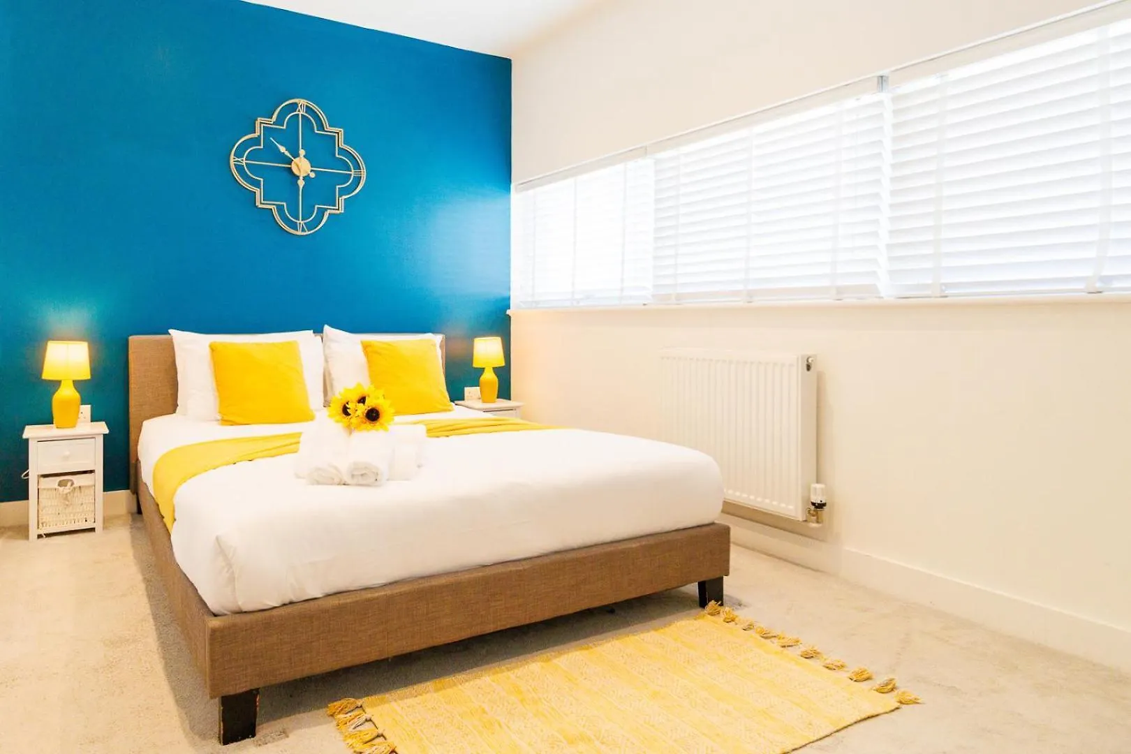 City Centre, Sleeps 7, Stunning Views & Parking, Interconnected Rooms Long Stay Work Contractor Leisure, Diamond Penthouse Cambridge