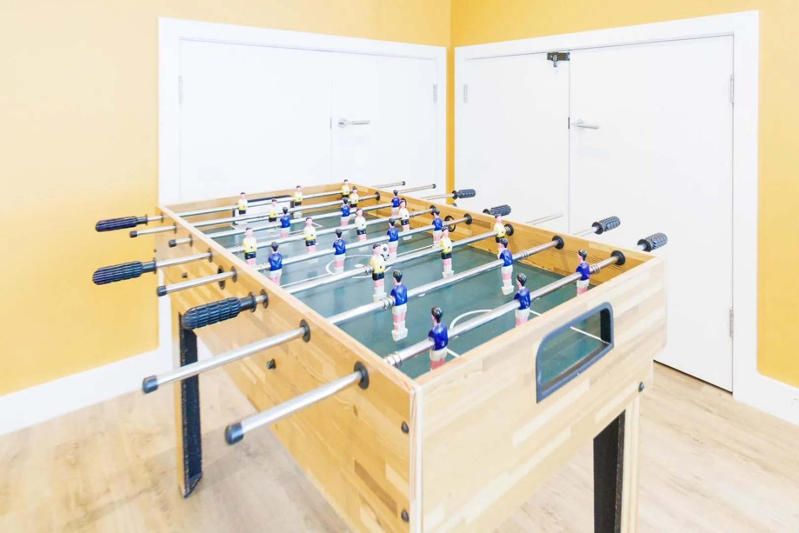 City Centre, Sleeps 7, Stunning Views & Parking, Interconnected Rooms Long Stay Work Contractor Leisure, Diamond Penthouse Cambridge Appartement