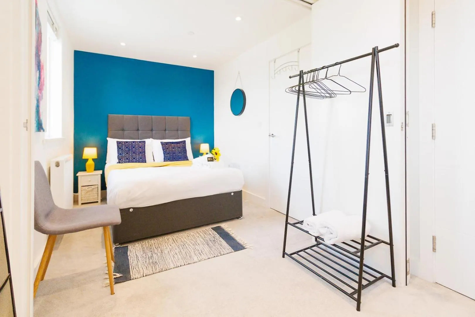 Appartement City Centre, Sleeps 7, Stunning Views & Parking, Interconnected Rooms Long Stay Work Contractor Leisure, Diamond Penthouse Cambridge