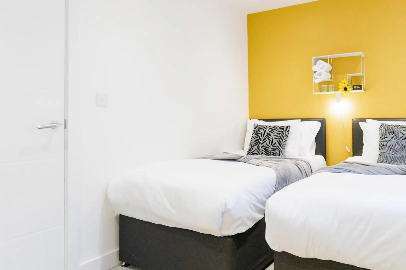 Appartement City Centre, Sleeps 7, Stunning Views & Parking, Interconnected Rooms Long Stay Work Contractor Leisure, Diamond Penthouse Cambridge