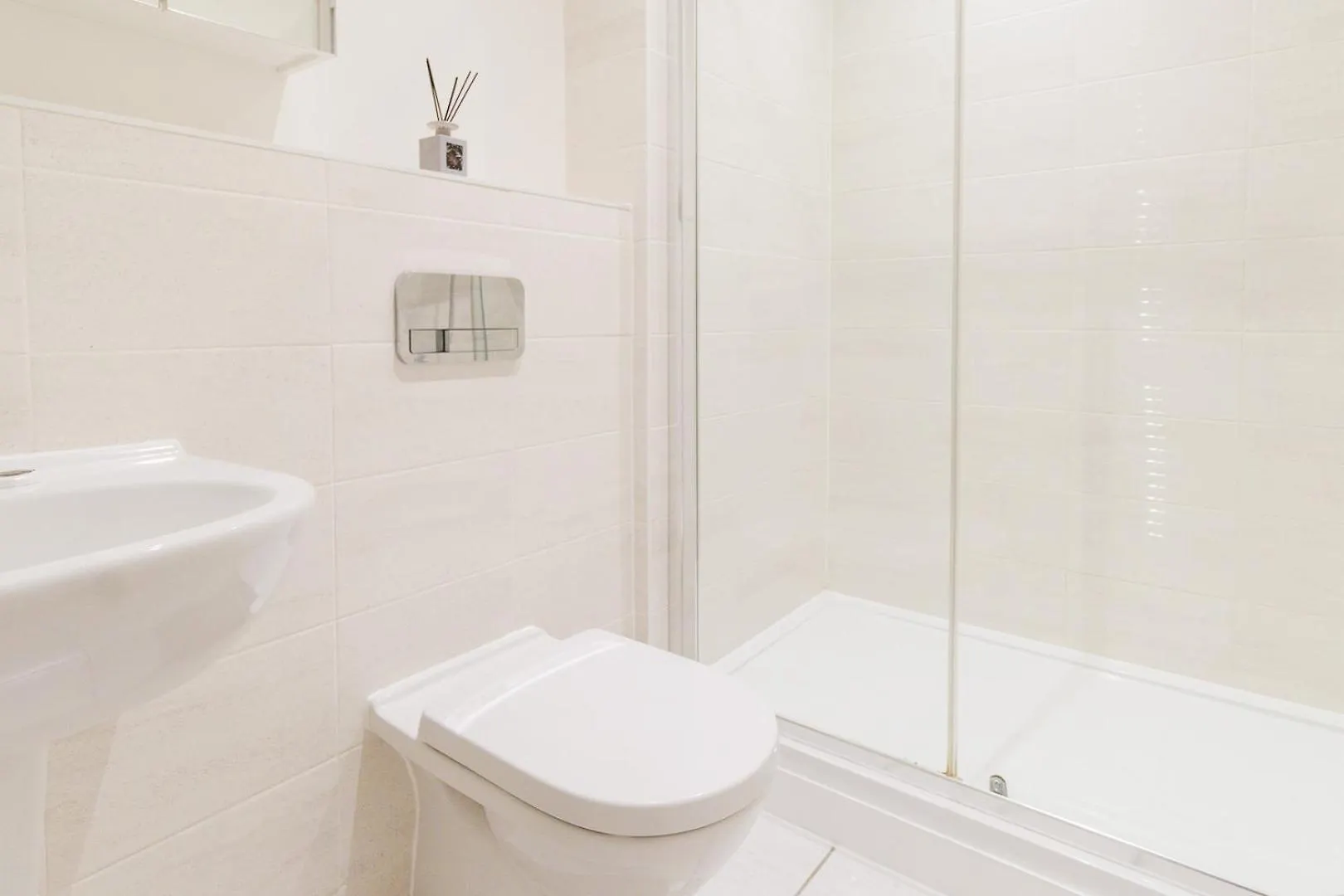 City Centre, Sleeps 7, Stunning Views & Parking, Interconnected Rooms Long Stay Work Contractor Leisure, Diamond Penthouse Cambridge 0*,  Verenigd Koninkrijk