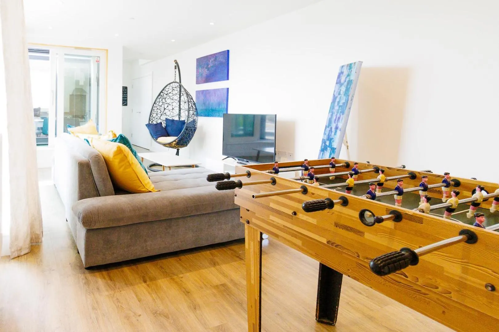 City Centre, Sleeps 7, Stunning Views & Parking, Interconnected Rooms Long Stay Work Contractor Leisure, Diamond Penthouse Cambridge
