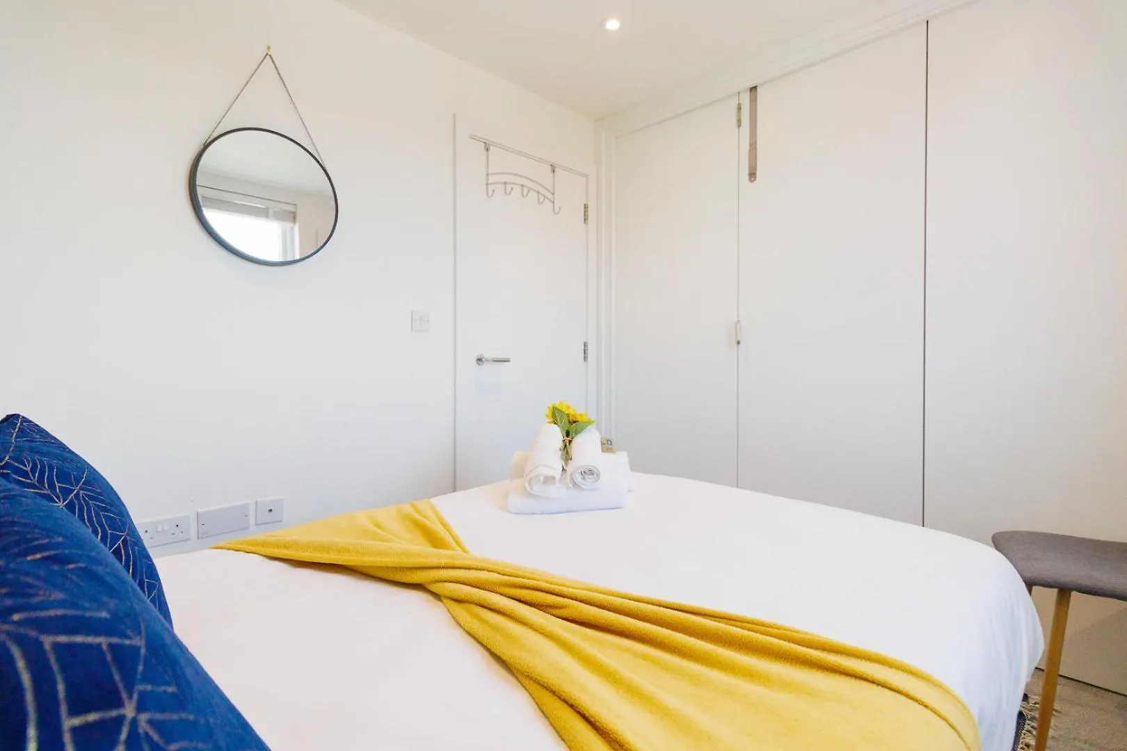 City Centre, Sleeps 7, Stunning Views & Parking, Interconnected Rooms Long Stay Work Contractor Leisure, Diamond Penthouse Cambridge 0*,  Regno Unito